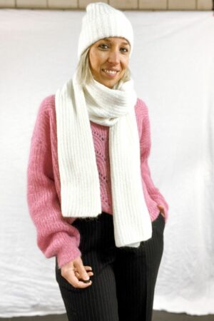 Aspen-sjaal-muts-sweety-pullover-maisoui-emma.jpg