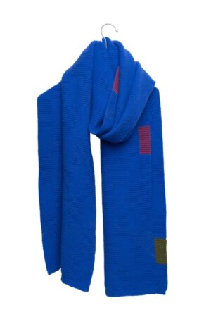 stitched-4-sjaal-kobaltblauw-wolvis.jpg