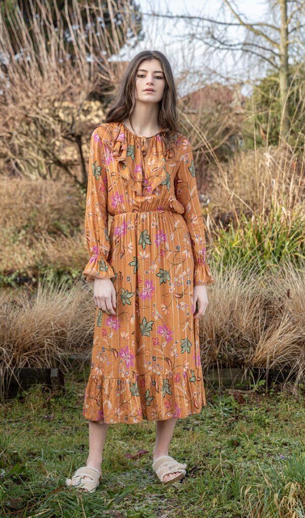 maxi-dress-folk2.jpeg